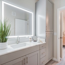The Pointe at Lakewood Ranch a bathroom with vanity lighting